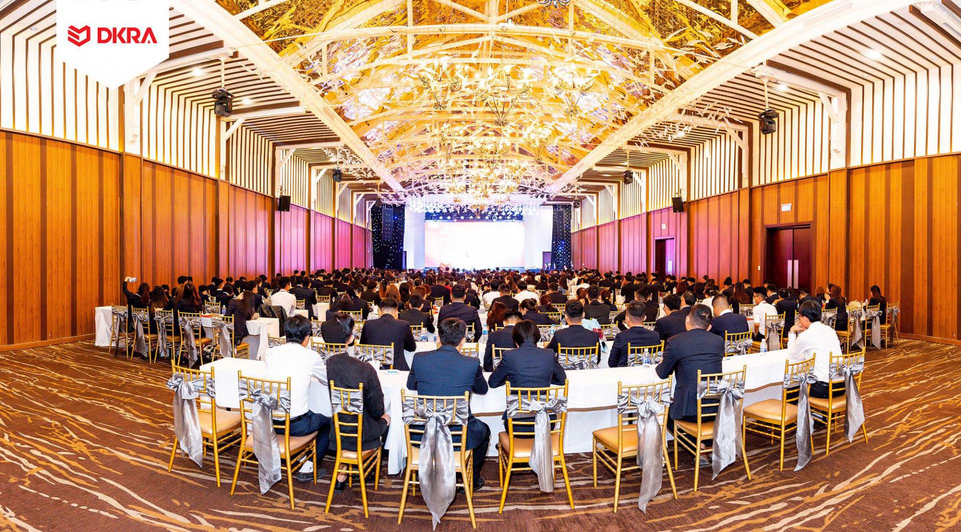  DKRA Danang tham gia tổng kết hoạt động kinh doanh năm 2020  toàn hệ thống DKRA Vietnam